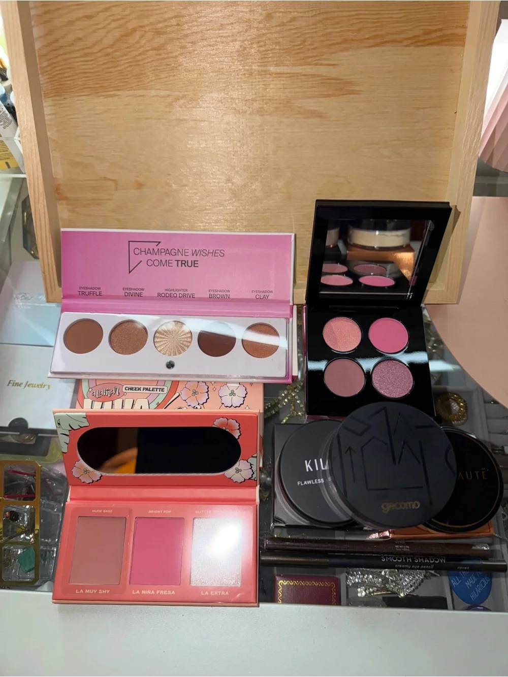 EYES AND CHEEKS SET!OFRA Viva Las Cheekas & Signature Palette Luxe - Pink Peach